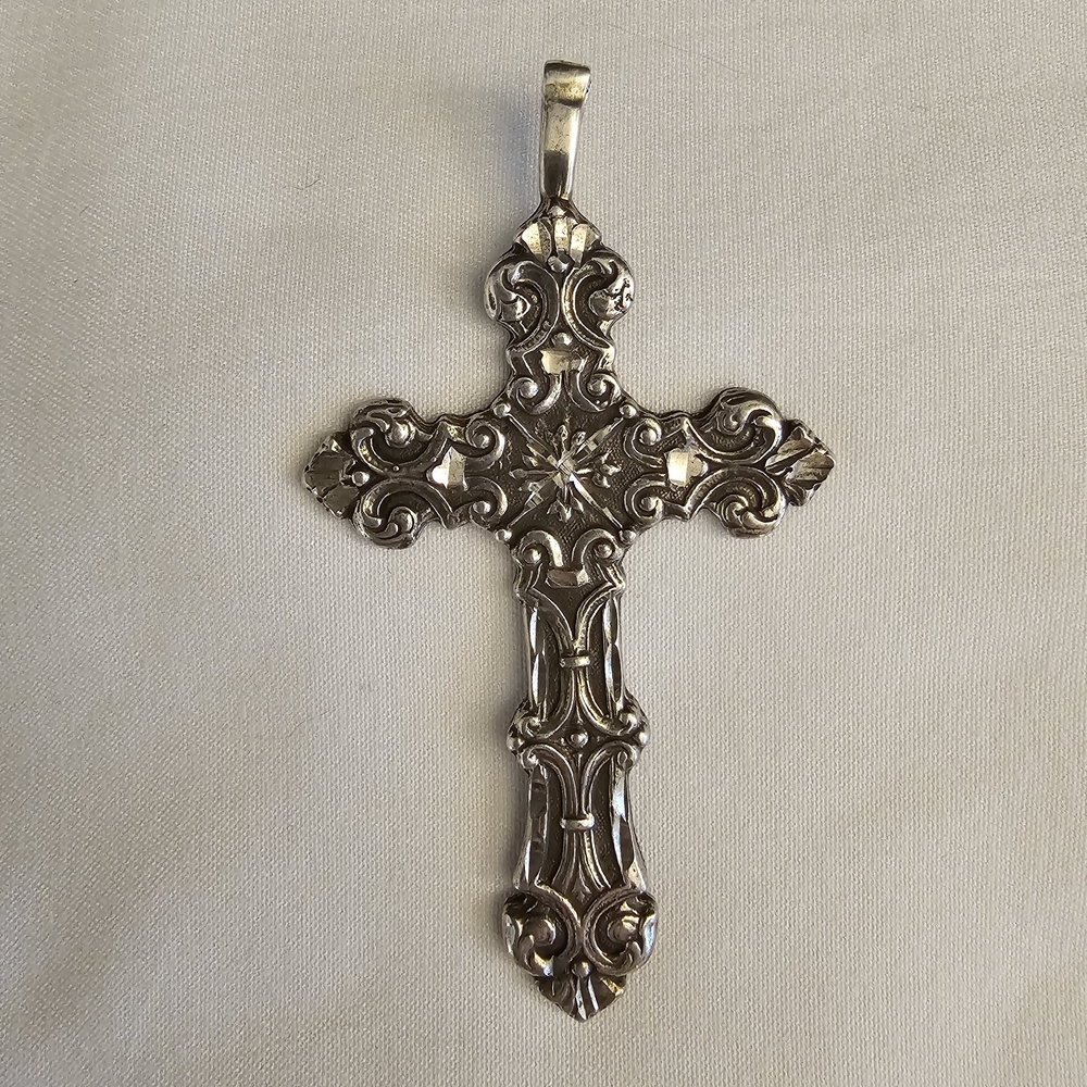 Vintage Ornate Shube Dakota West Stamped Sterling Silver Cross Pendant